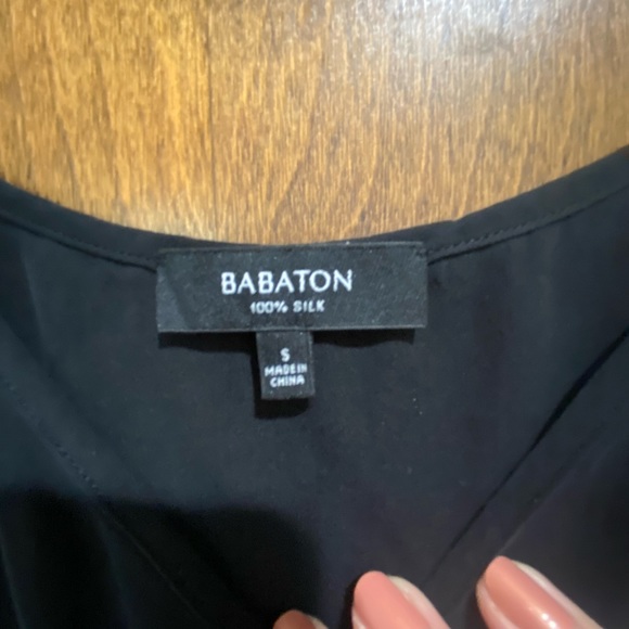 Babaton 100% silk top - Picture 2 of 2